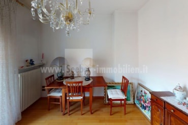 3-room apartment with balcony and private elevator near Merano city center