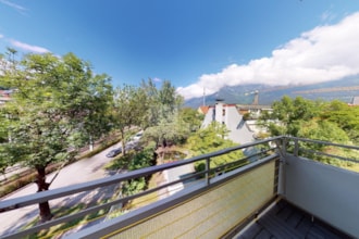 Luminoso appartamento di 2 locali con balcone in affitto nel centro di Innsbruck