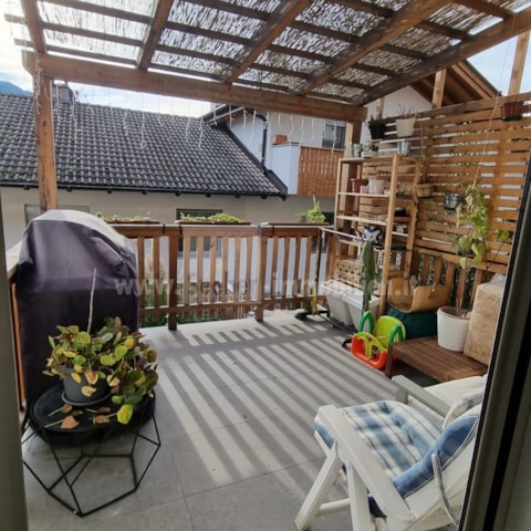 Komplett saniertes Reihenhaus mit Terrasse, Garten und Garage in ruhiger Zone - Ideal für eine Familie!